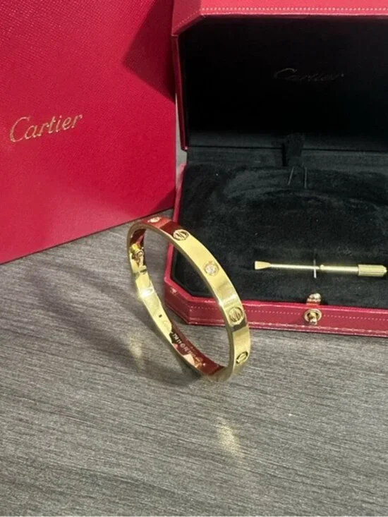 🔆🔆Cartier Gold Love Bracelet with Red Box🔆🔆🔆🔆 - Picture 3 of 5